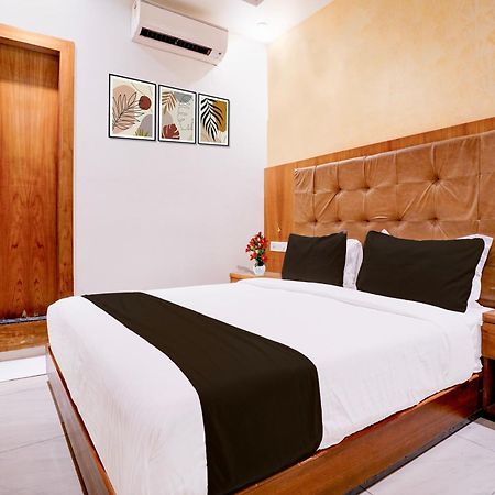 Super Townhouse Oak Times Square Le Western Bombay Exterior foto