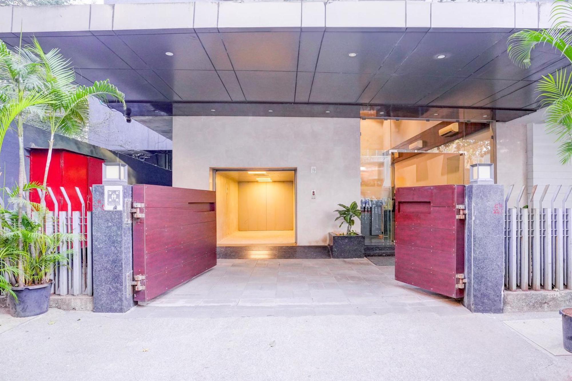 Super Townhouse Oak Times Square Le Western Bombay Exterior foto