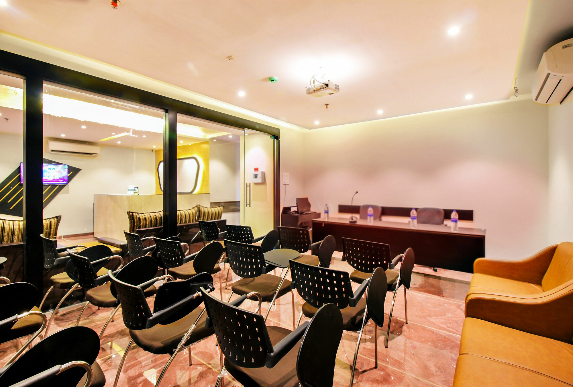 Super Townhouse Oak Times Square Le Western Bombay Exterior foto