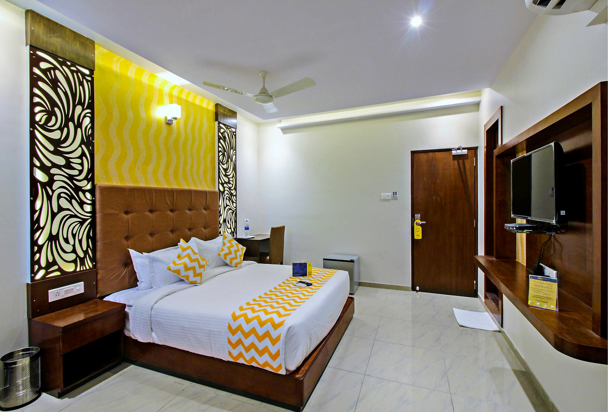 Super Townhouse Oak Times Square Le Western Bombay Exterior foto