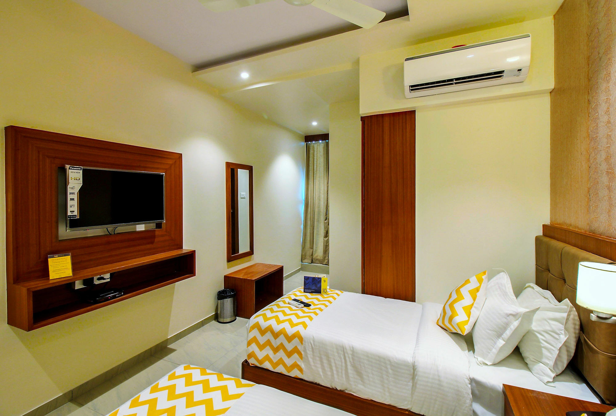 Super Townhouse Oak Times Square Le Western Bombay Exterior foto