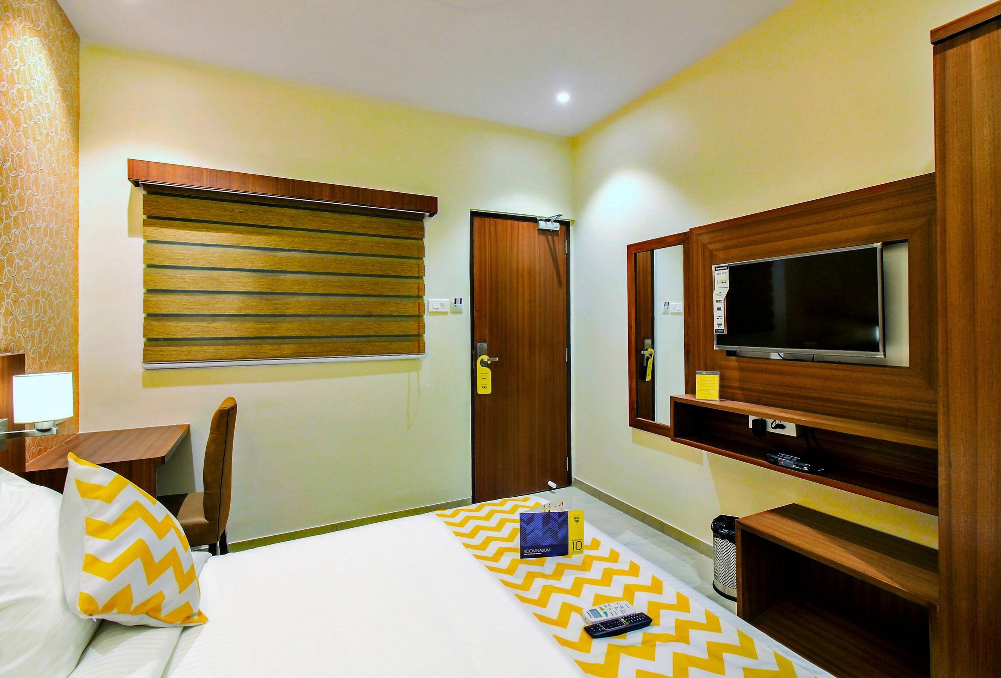 Super Townhouse Oak Times Square Le Western Bombay Exterior foto